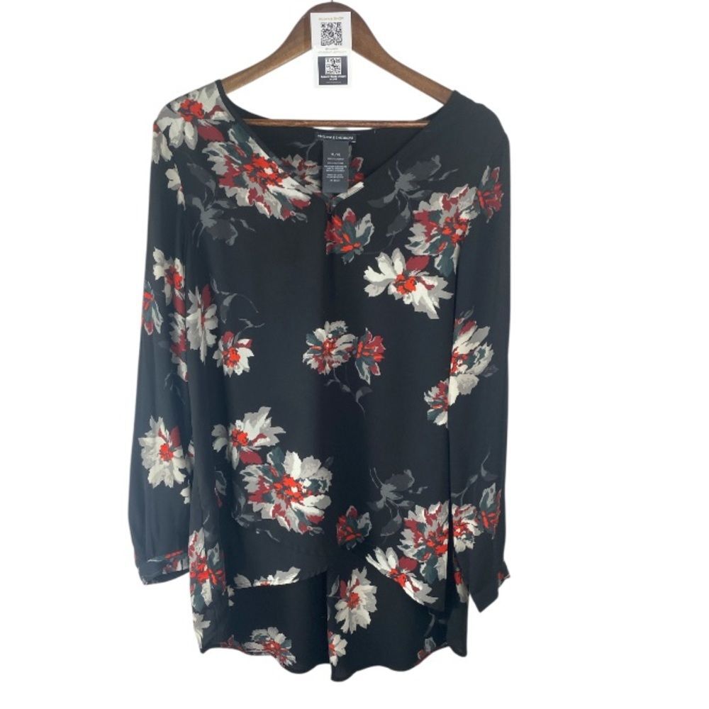 Chelsea & Theodore Black Floral Blouse// XL
